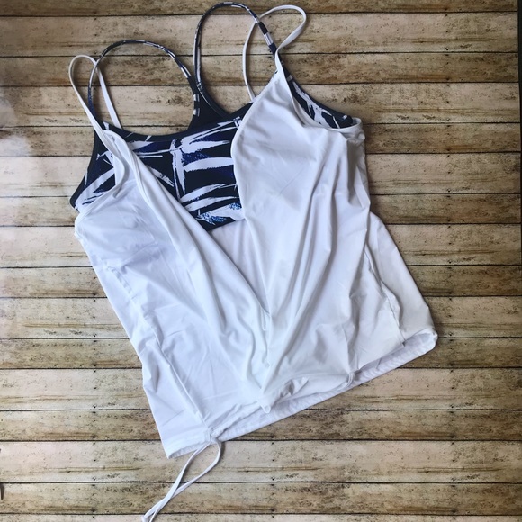 Fabletics 2-piece Set. - Picture 3 of 4